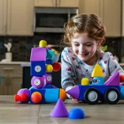 Blockaroo Raceauto Box- Zacht Magnetisch Speelgoed- Magnetisch Speelgoed-peuter Speelgoed-speelgoed 3 Jaar/4jaar/5jaar- Speelgoed Jongens En Meisjes- Badspeelgoed -Baby's Only 550x299 5