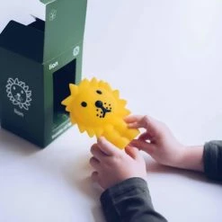 Mr Maria Nijntje Mini-lampjes - Leeuw Bundle Of Light - 13 Cm - LED Lamp - Geel -Baby's Only 550x366