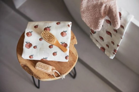 Jollein Hydrofiel Multidoek 70x70cm - Peach - 3 Stuks 4 Jollein Hydrofiel Multidoek 70x70cm - Peach - 3 Stuks - Afbeelding 4