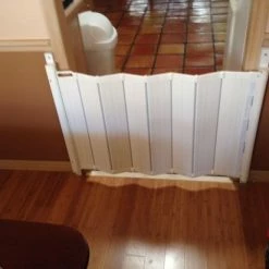 Babydan Guard Me Traphek Vouwhek Harmonica Veiligheidshek 64,5 T/m 89 Cm Gebroken Wit H. 72,5cm -Baby's Only 550x412 11