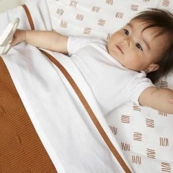 Meyco Bies Ledikant Laken - Camel - 100x150cm -Baby's Only 550x427