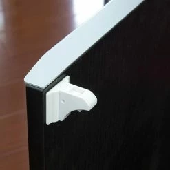 Monte Golia 10 Magneet Kindersloten + 2 Magneet Sleutels - Kinderslot Kastjes - Kinderslot Met 3M Tape -Baby's Only 550x476