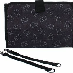 Nijntje By Your Side - Luiertas - Zwart - Polyester - 17.9 L 15 Nijntje By Your Side - Luiertas - Zwart - Polyester - 17.9 L -Baby's Only 550x513 3