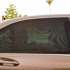 Merkloos Zonnescherm - Auto Achterruit - Raamscherm - 2 Stuks - Doorschijnend - Zwart -Baby's Only 550x541