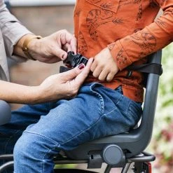 Qibbel 6+ Junior Fietsstoeltje Achter - Blauw Met Bruin Kussentje -Baby's Only 550x550 1166