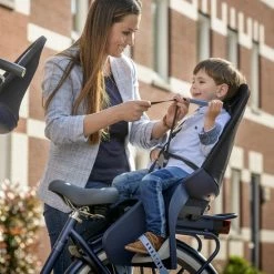 Qibbel Air Fietsstoeltje Achter Bagagedrager Bevestiging - Black -Baby's Only 550x550 319