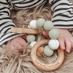Hee! Baby Handmade Bijtring - Hertje, Bijtring Baby, Rammelaar Siliconen Bijtring, Baby Speelgoed, Hout Speelgoed , Kraamcadeau, Baby Speelgoed 0 Jaar