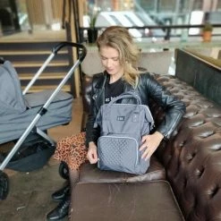 NanaBeebi Luiertas - Rugzak - Met Isoleervak - Grijs - Inclusief Flessenwarmhouder En Kinderwagenhaken -Baby's Only 550x550 722