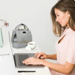 Rose & Ollie Kleine Kolftas Handtas Model Grijs - Koeltas Moedermelk -Baby's Only 550x658 5