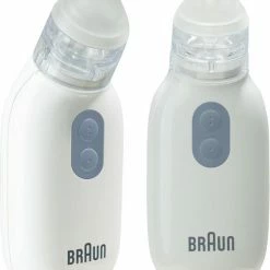 Braun Elektrische Neusreiniger BNA100EU + Reinigingsdoek - Aspirator - Snotzuiger Verkoude Baby - Snoetsenpoetsers - Neuspeer - Baby En Kind Neusreiniger - 2 Herbruikbare Opzetstukken - 2 Zuigstanden - Vaatwasserbestendig - Stressvrije Oplossing -Baby's Only 550x686 1