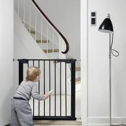 Safety Innovations By SafetyThings BabyDan Premier Klemhek 79,5 T/m 106,3 Cm Zwart -Baby's Only 550x749 3