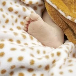 Meyco Wikkeldeken Fleece Cheetah - Forest Green -Baby's Only 550x823 10