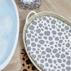 Meyco Aankleedkussenhoes Panter - Neutral -Baby's Only 550x823 7