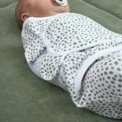 Meyco Cheetah/Uni Swaddlemeyco Inbakerdoek - 2-pack - Forest Green - 0-3 Maanden -Baby's Only 550x825 172