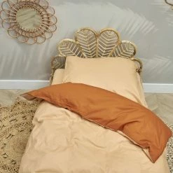 Meyco Uni Dekbedovertrek Ledikant - Camel/Warm Sand - 100x135cm 6 Meyco Uni Dekbedovertrek Ledikant - Camel/Warm Sand - 100x135cm -Baby's Only 550x825 91